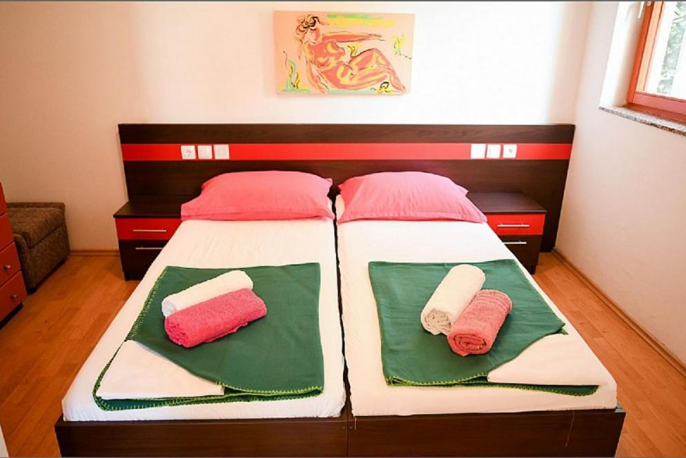 Apartments Dvori Novalja Zewnętrze zdjęcie