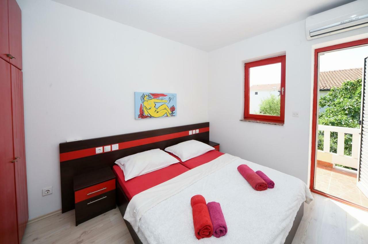 Apartments Dvori Novalja Zewnętrze zdjęcie